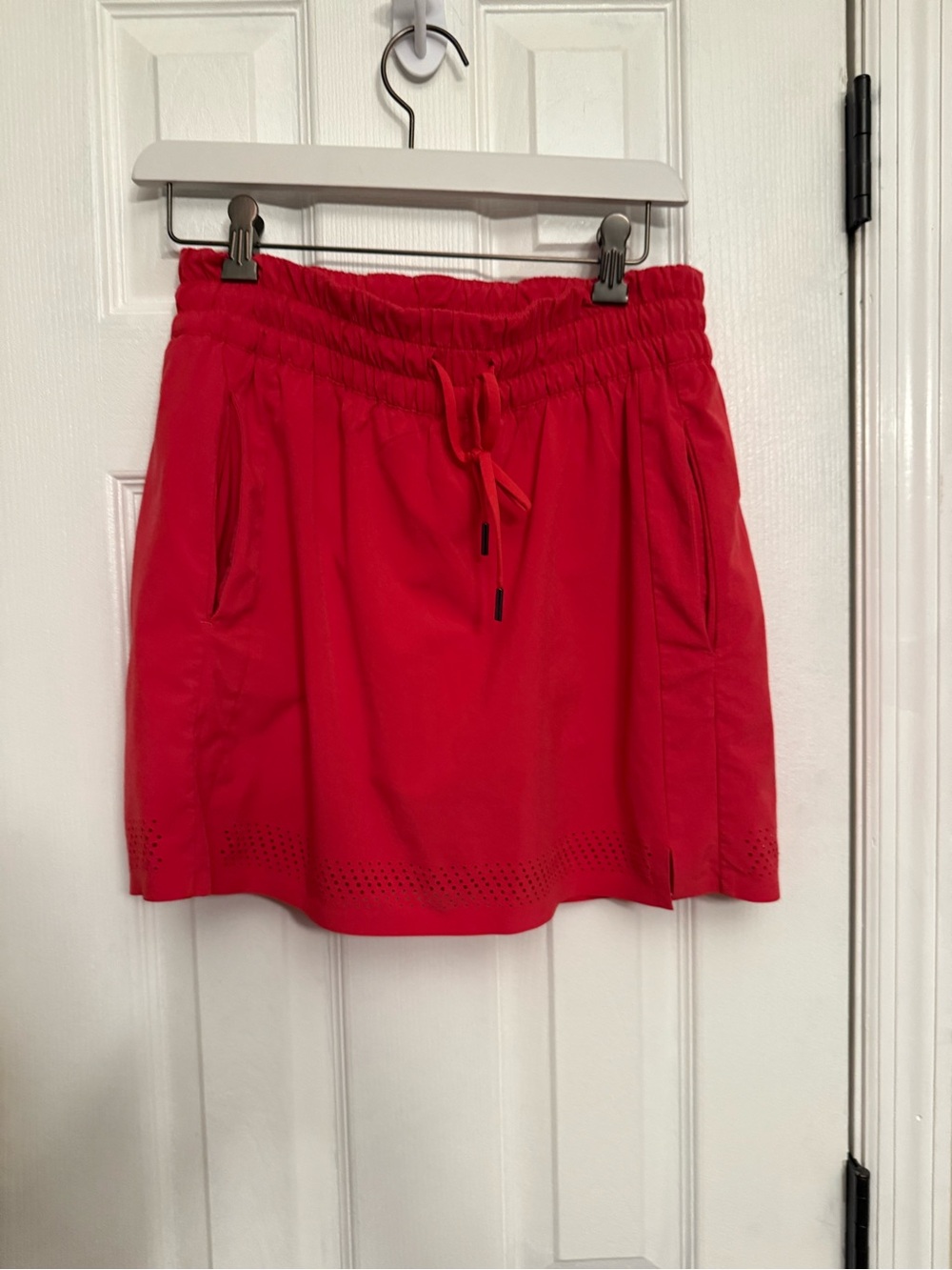 New Athleta Red Athletic Skort skirt 6 $90 tennis Lululemon